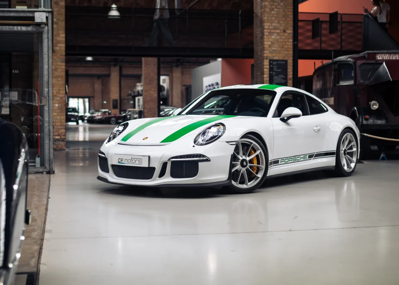 Porsche 991 R LIGHTWEIGHT - NO AC, NO RADIO, SMF