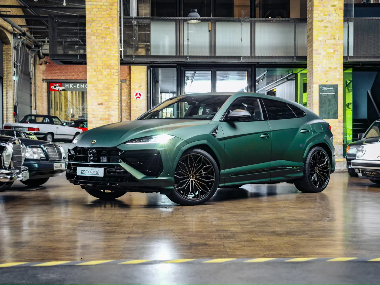 Lamborghini Urus SE CARBON, PANO, REAR ENT, B&O, 360 CAM
